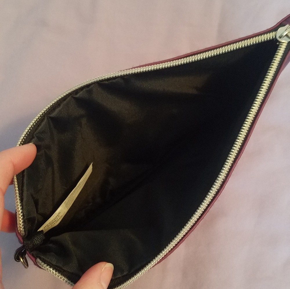 Wristlets - Picture 3 of 5